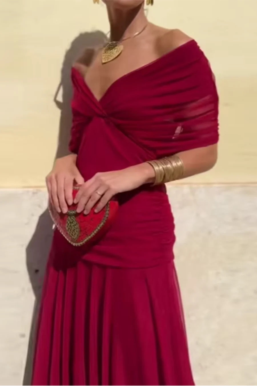 NURIA - VESTIDO ESCOTE V