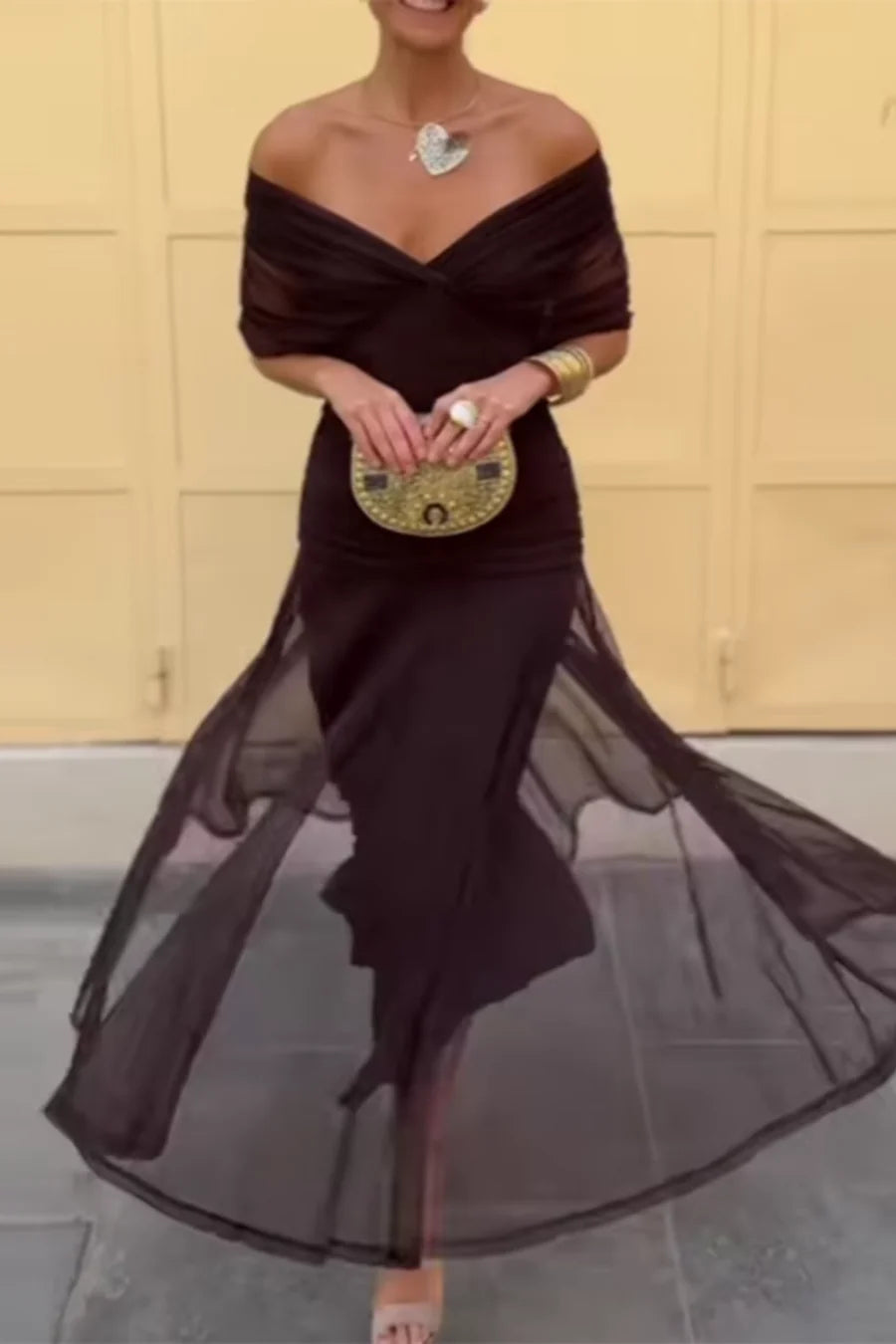 NURIA - VESTIDO ESCOTE V
