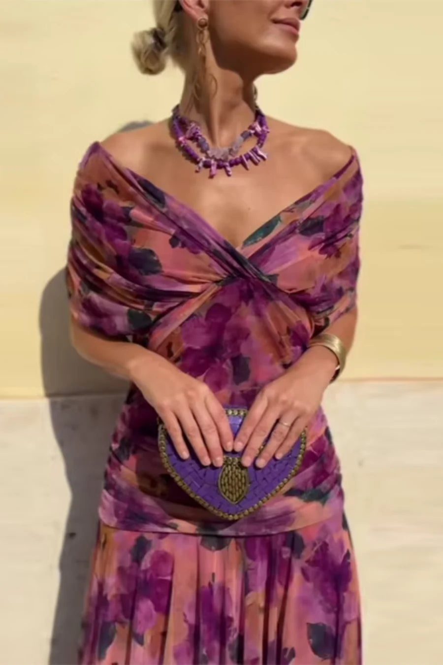 NURIA - VESTIDO ESCOTE V