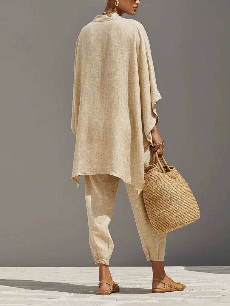 Top Minimalista Y Pantalón Con Bajo Asimétrico