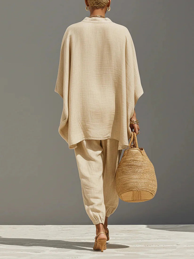 Top Minimalista Y Pantalón Con Bajo Asimétrico