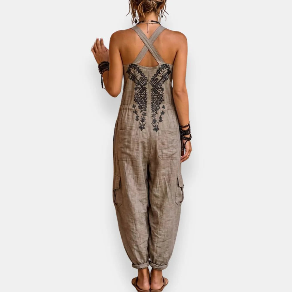 Mono bohemio bordado