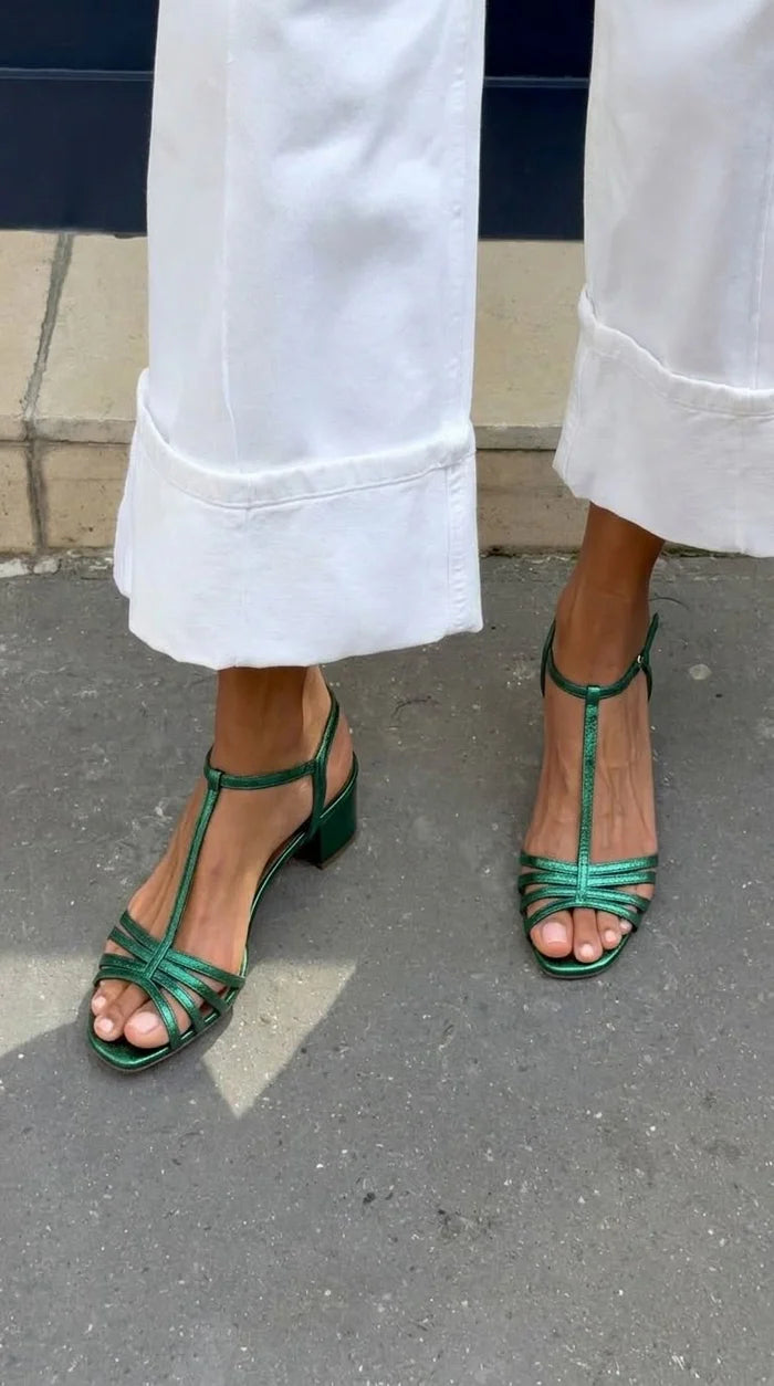 Alicia - Sandalias doradas de elegancia cotidiana